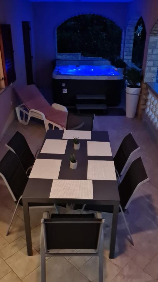 נובי ווינודולסקי Apartman Joki מראה חיצוני תמונה